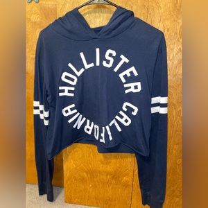 Hollister hooded cropped long sleeved tee in navy blue-women’s size small